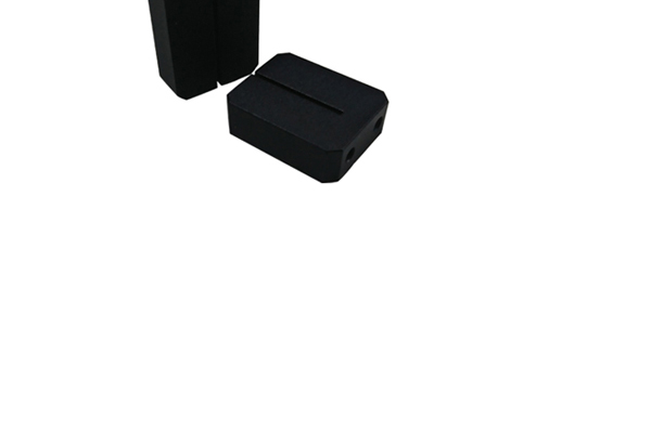 零件加工中數(shù)控車床的選擇1 零件加工中數(shù)控車床的選擇1