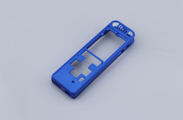 龍門(mén)連接器數(shù)控加工具體有哪些性能特點(diǎn)？