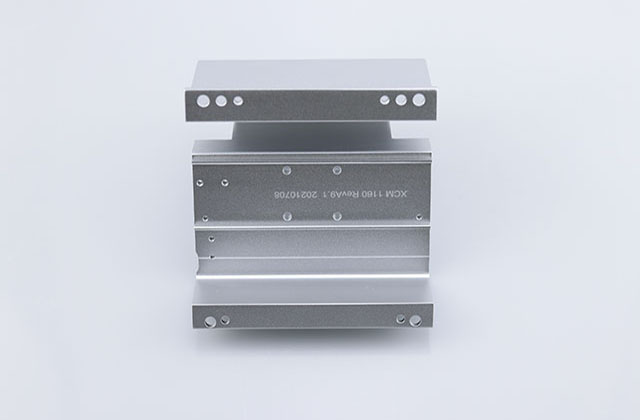 當(dāng)CNC加工成品中表面出現(xiàn)不均勻現(xiàn)場怎么調(diào)整 當(dāng)CNC加工成品中表面出現(xiàn)不均勻現(xiàn)場怎么調(diào)整