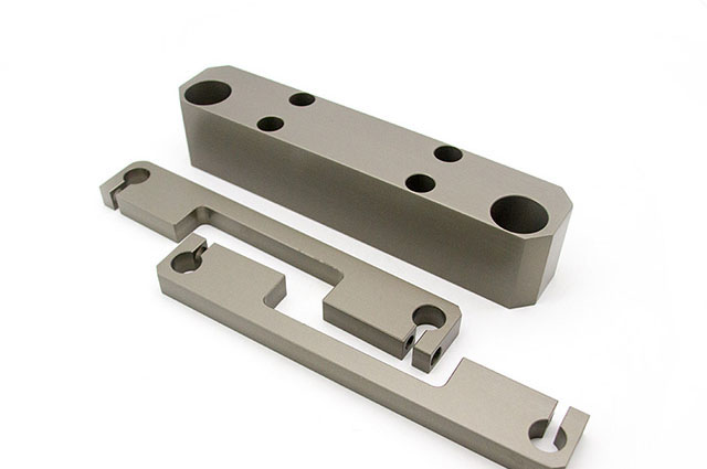 機械加工 機械加工