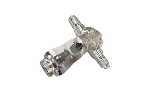 1658736807169734.jpeg 機(jī)器人零件五軸加工.jpeg